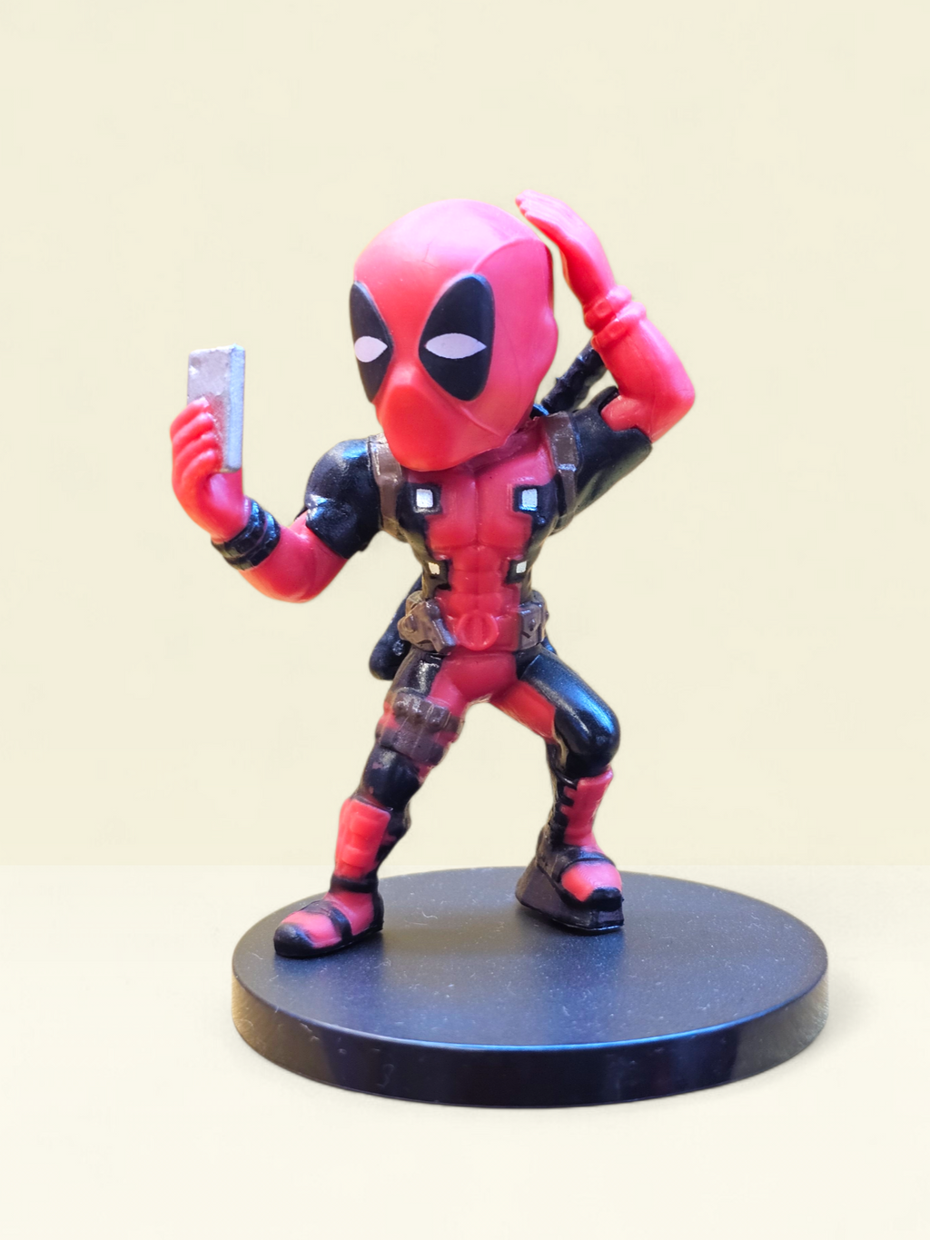 Deadpool mini figure